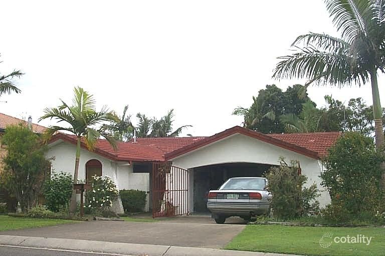 18 Uther St, Carindale, QLD 4152