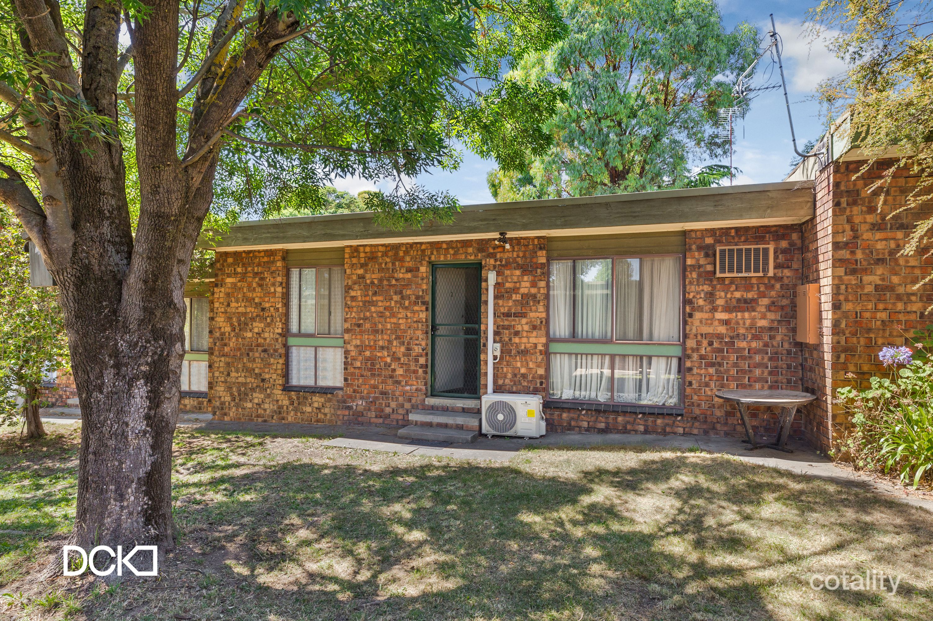 2/52 Happy Valley Rd, Ironbark, VIC 3550