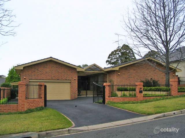 28 White Cedar Dr, Castle Hill, NSW 2154
