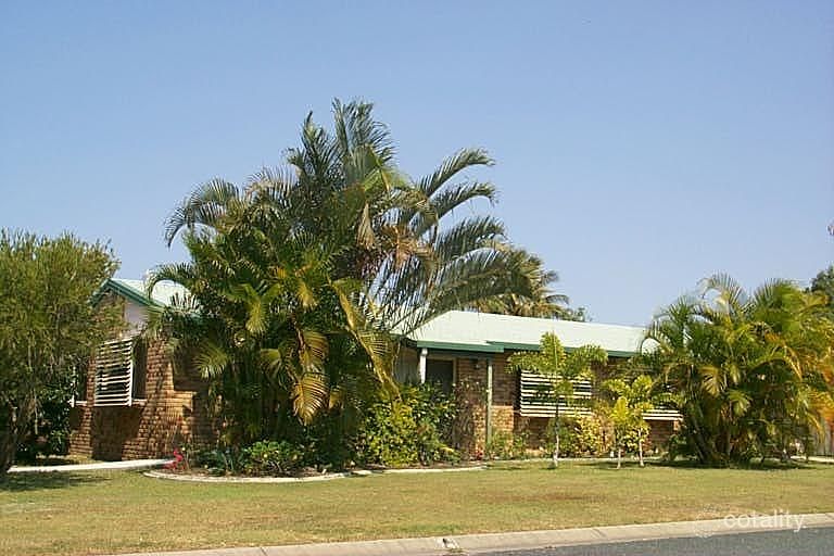 2 Cambridge Ave, Andergrove, QLD 4740