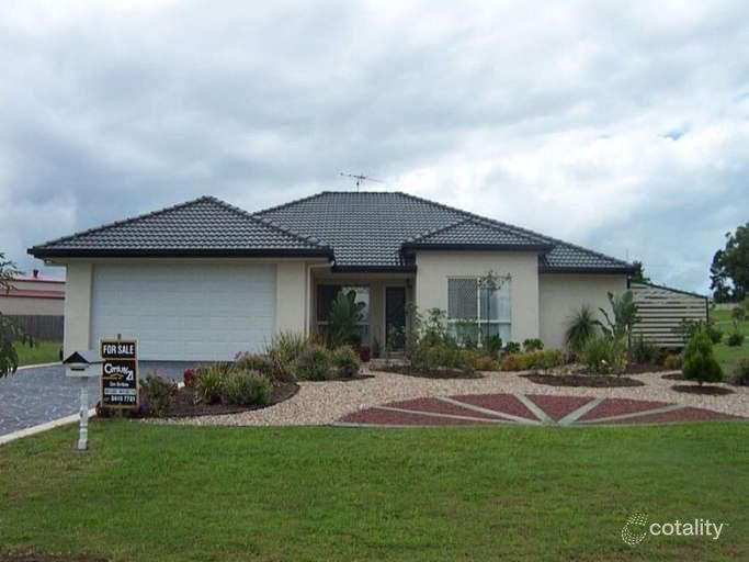 4 Wattle Grove Dr, Ningi, QLD 4511