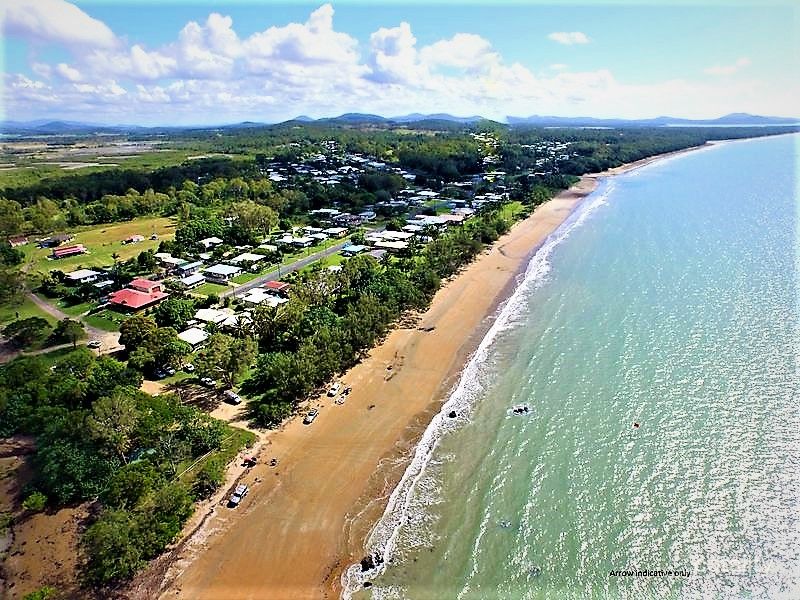 198 Miran Khan Dr, Armstrong Beach, QLD 4737