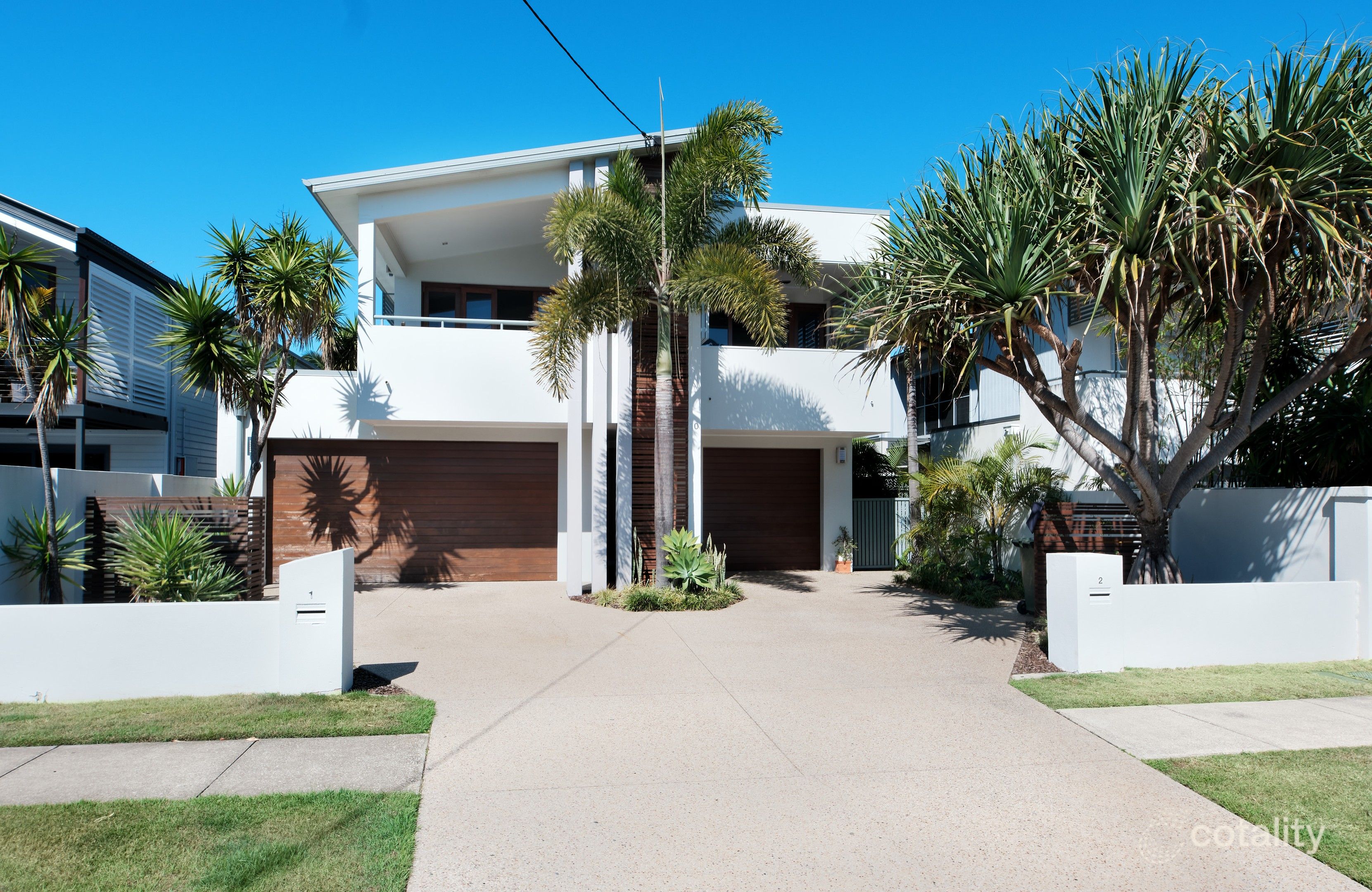 2/10 Ferny Fawy, Burleigh Heads, QLD 4220