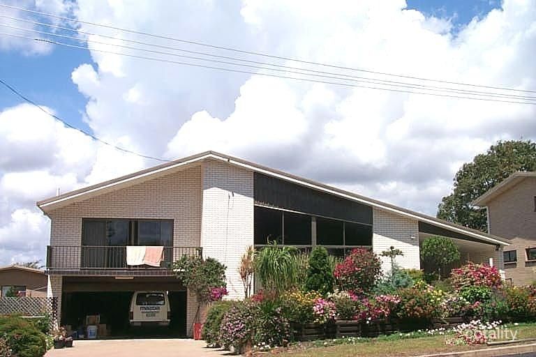 3 Tannen Ct, Urangan, QLD 4655