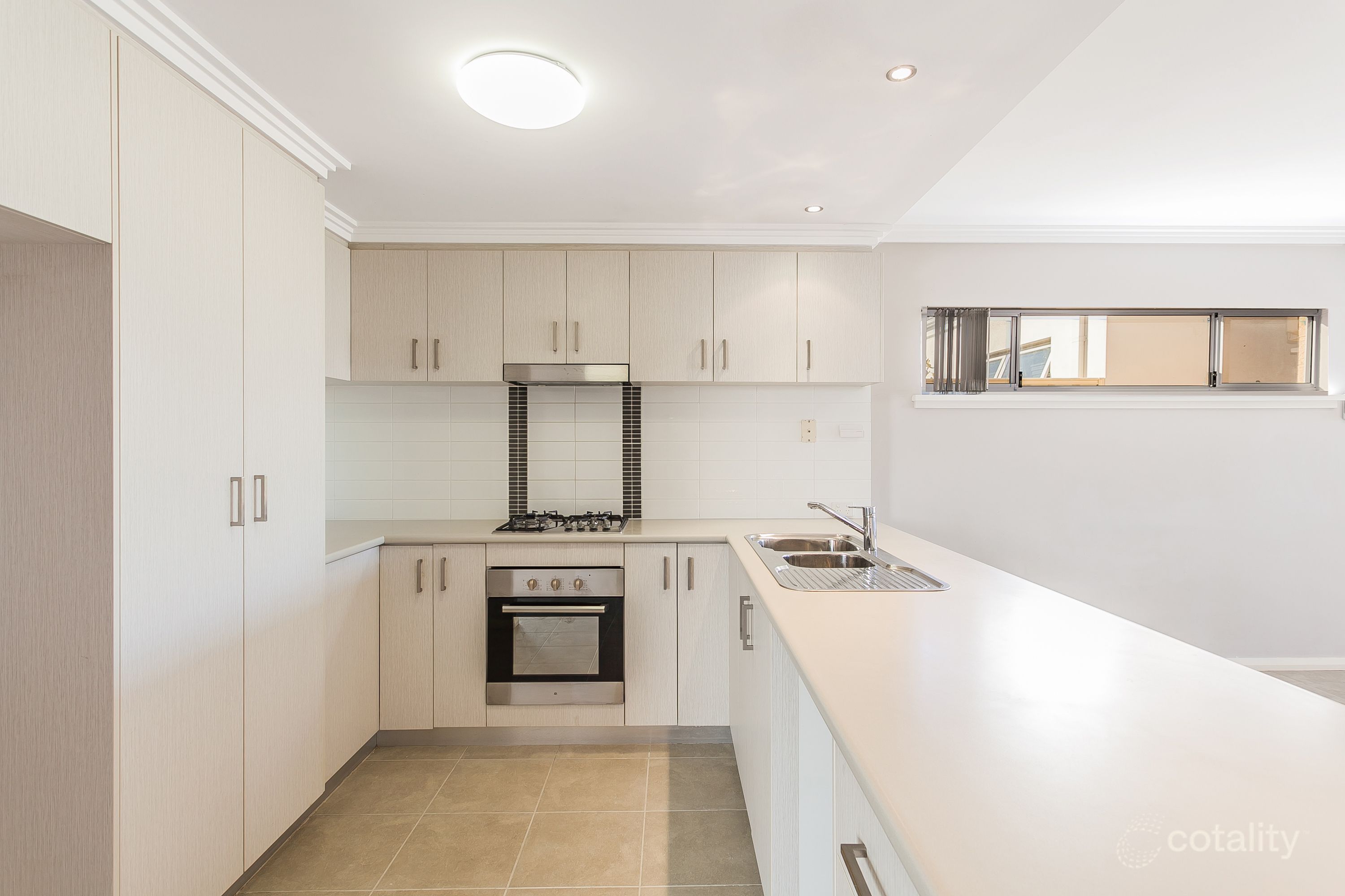 3a Gicha Cl, Lake Coogee, WA 6166