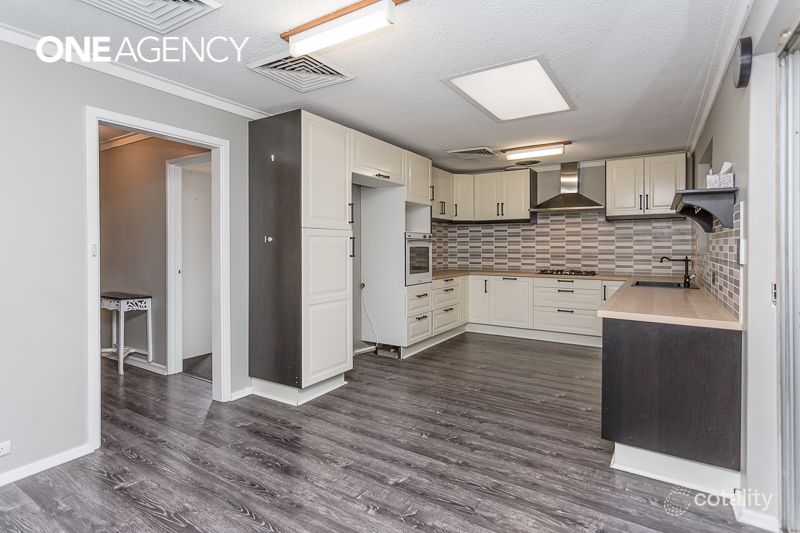 4 Mercer Pl, Thornlie, WA 6108