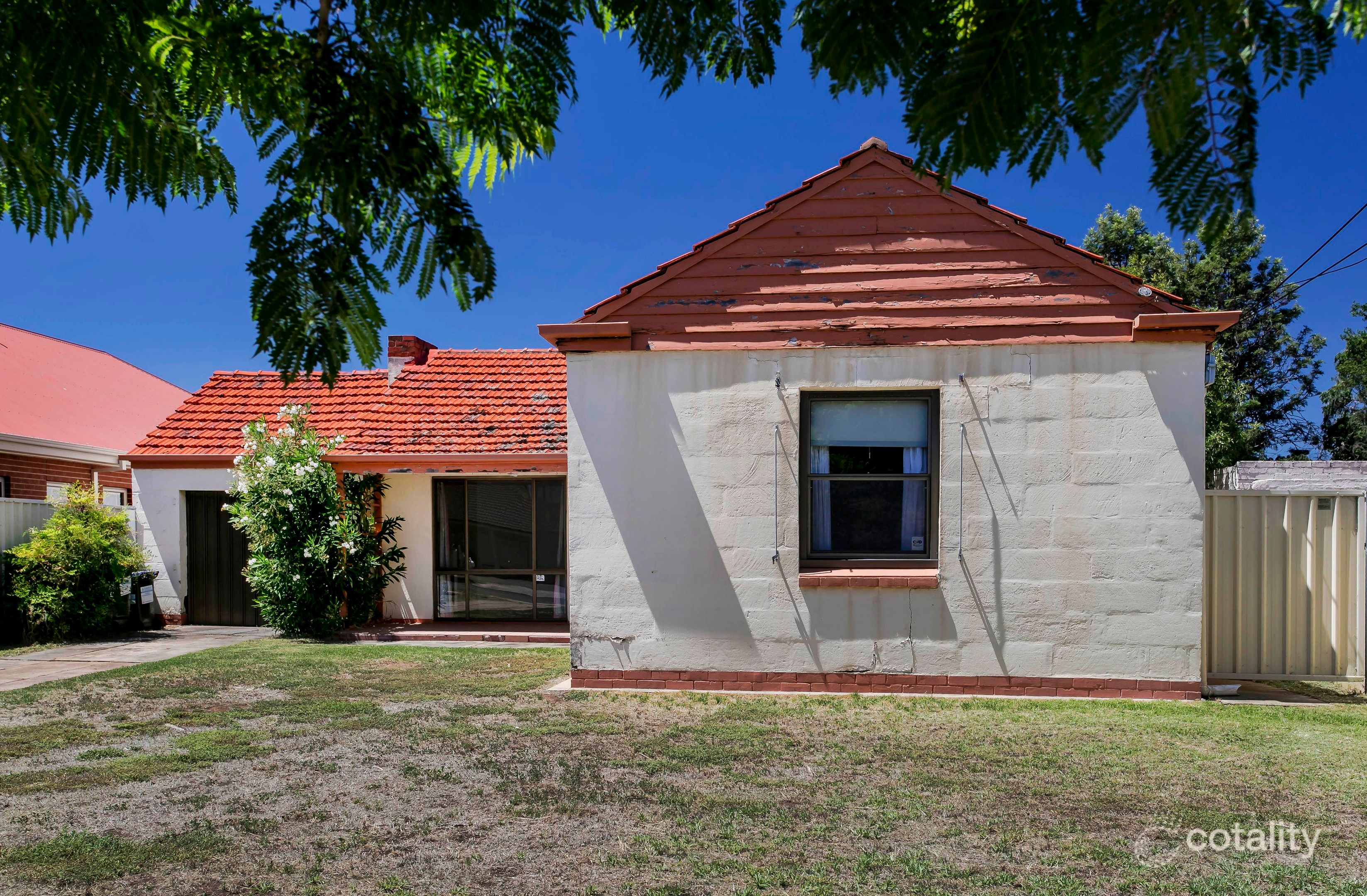 11 Douglas St, Flinders Park, SA 5025