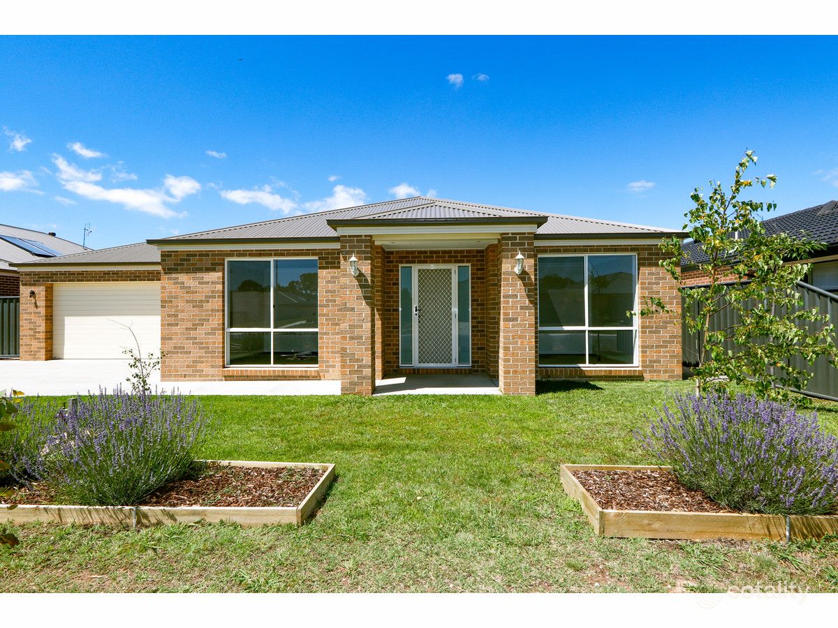 86 Hobson St, Stratford, VIC 3862
