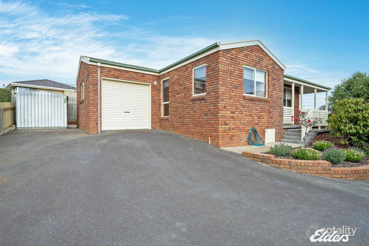 2/37 Thorne St, Upper Burnie, TAS 7320