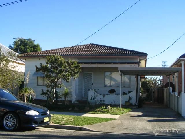 6 Adam St, Campsie, NSW 2194