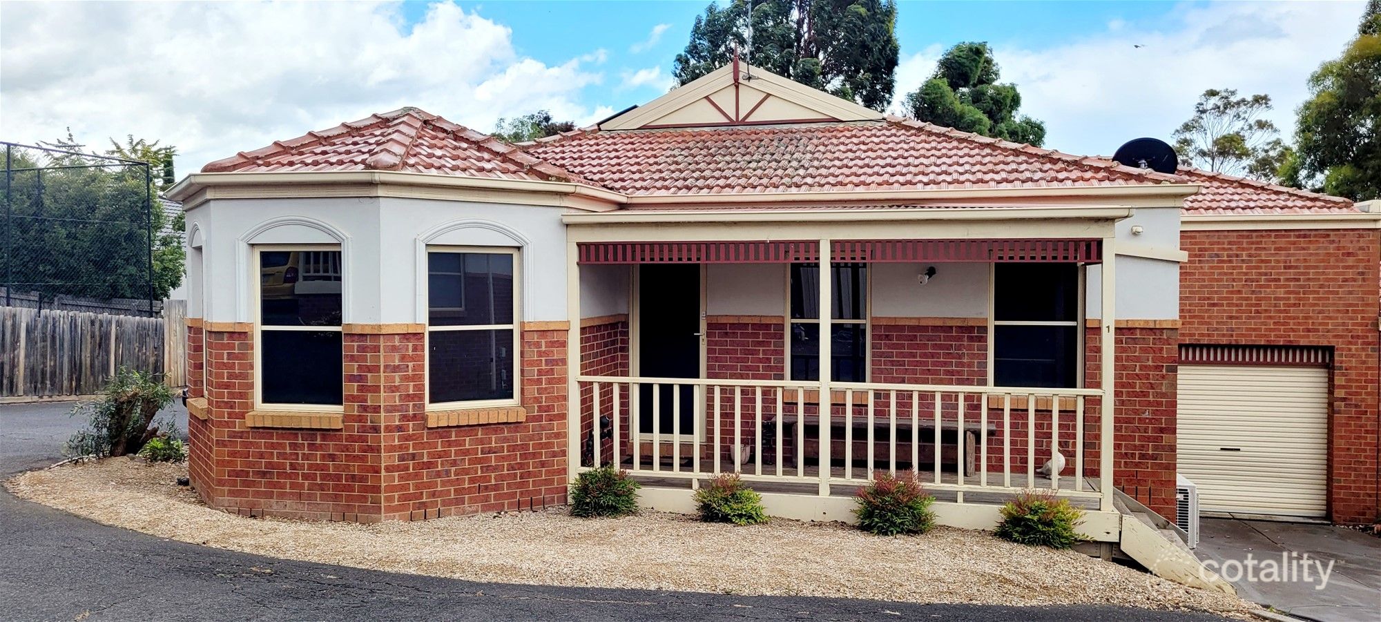 1/13 Carey Cres, Bacchus Marsh, VIC 3340