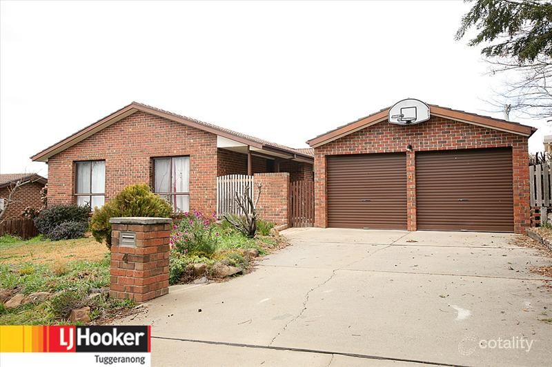 4 Hare Pl, Bonython, ACT 2905