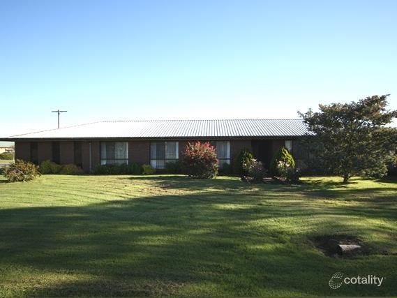 2 Victoria St, Cobden, VIC 3266