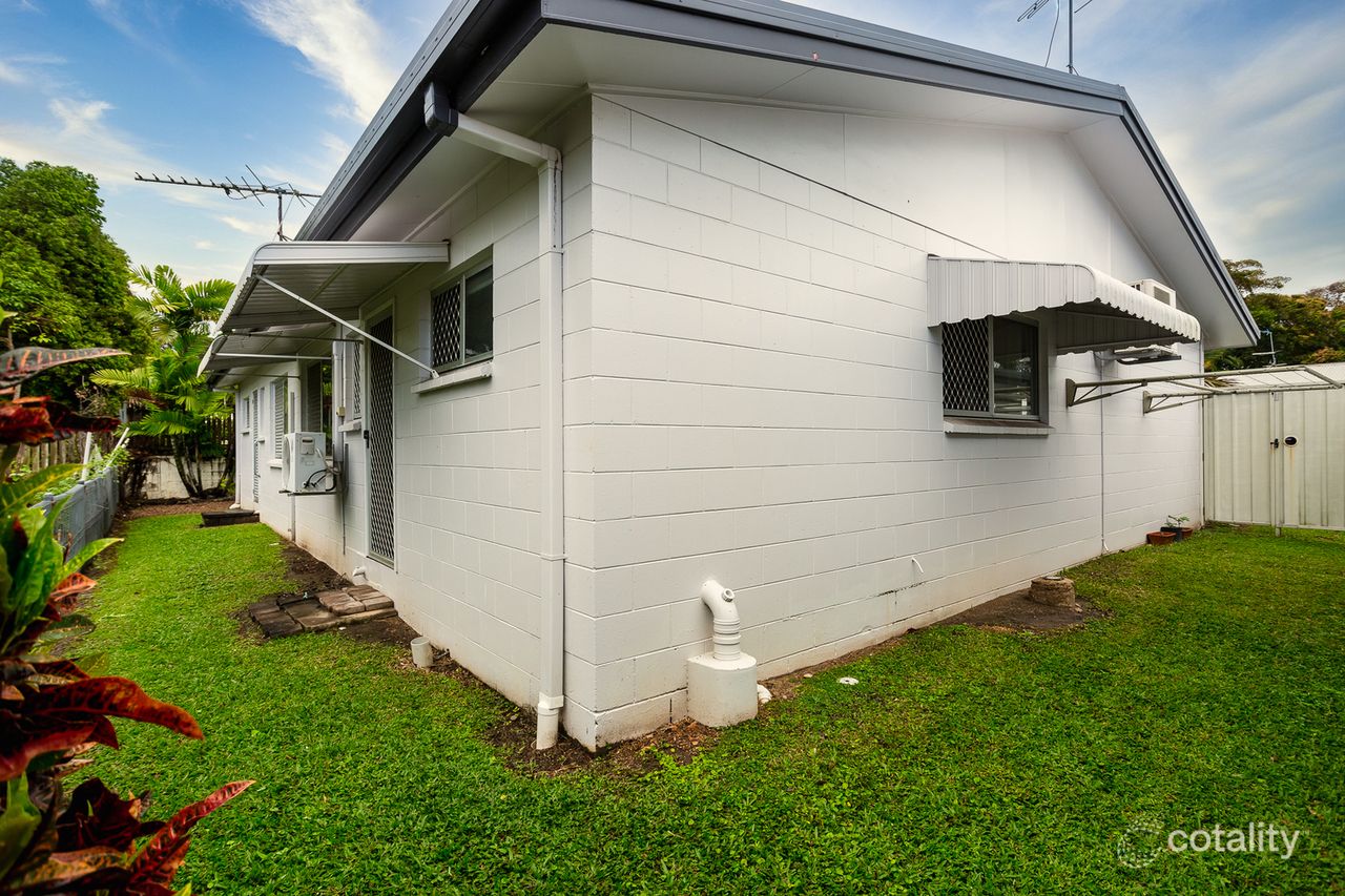 10/473-479 Mccoombe St, Mooroobool, QLD 4870