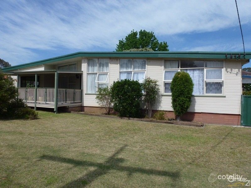 2 Dover Cres, Waratah West, NSW 2298