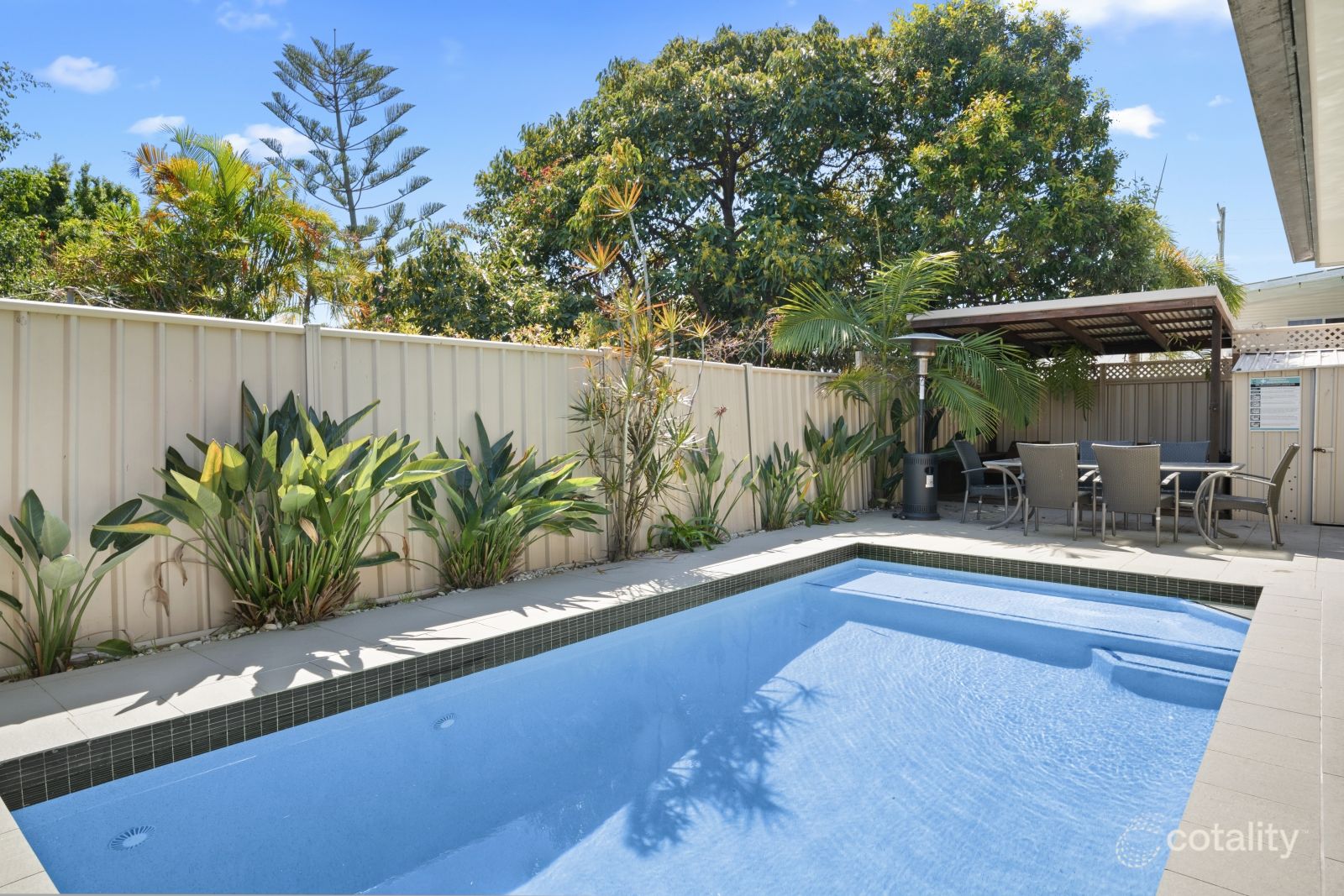 73 Chainey Ave, Miami, QLD 4220