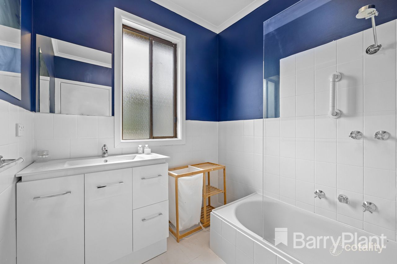 10 York St, Golden Point, VIC 3350