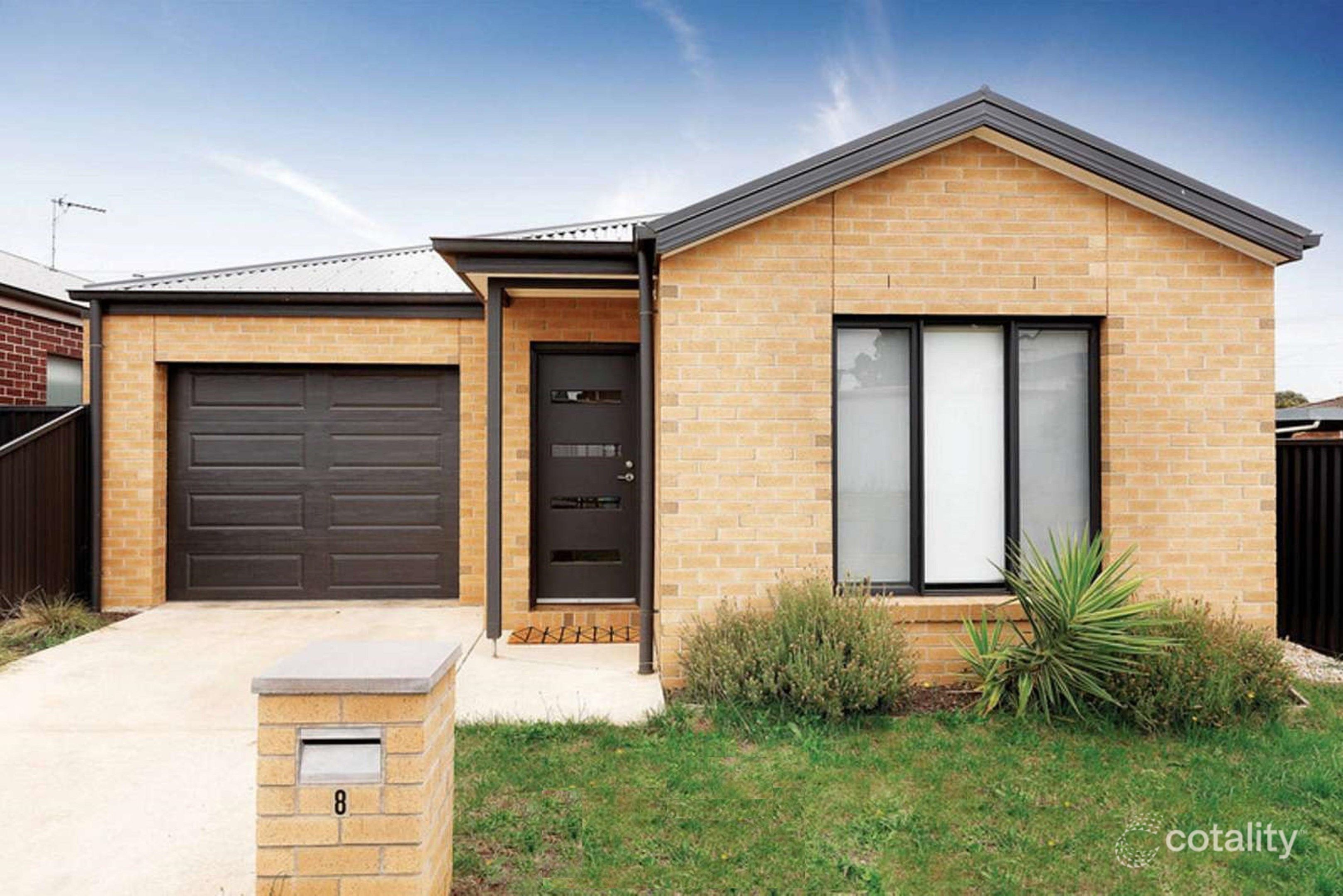 8 Wilsons Lane, Sebastopol, VIC 3356