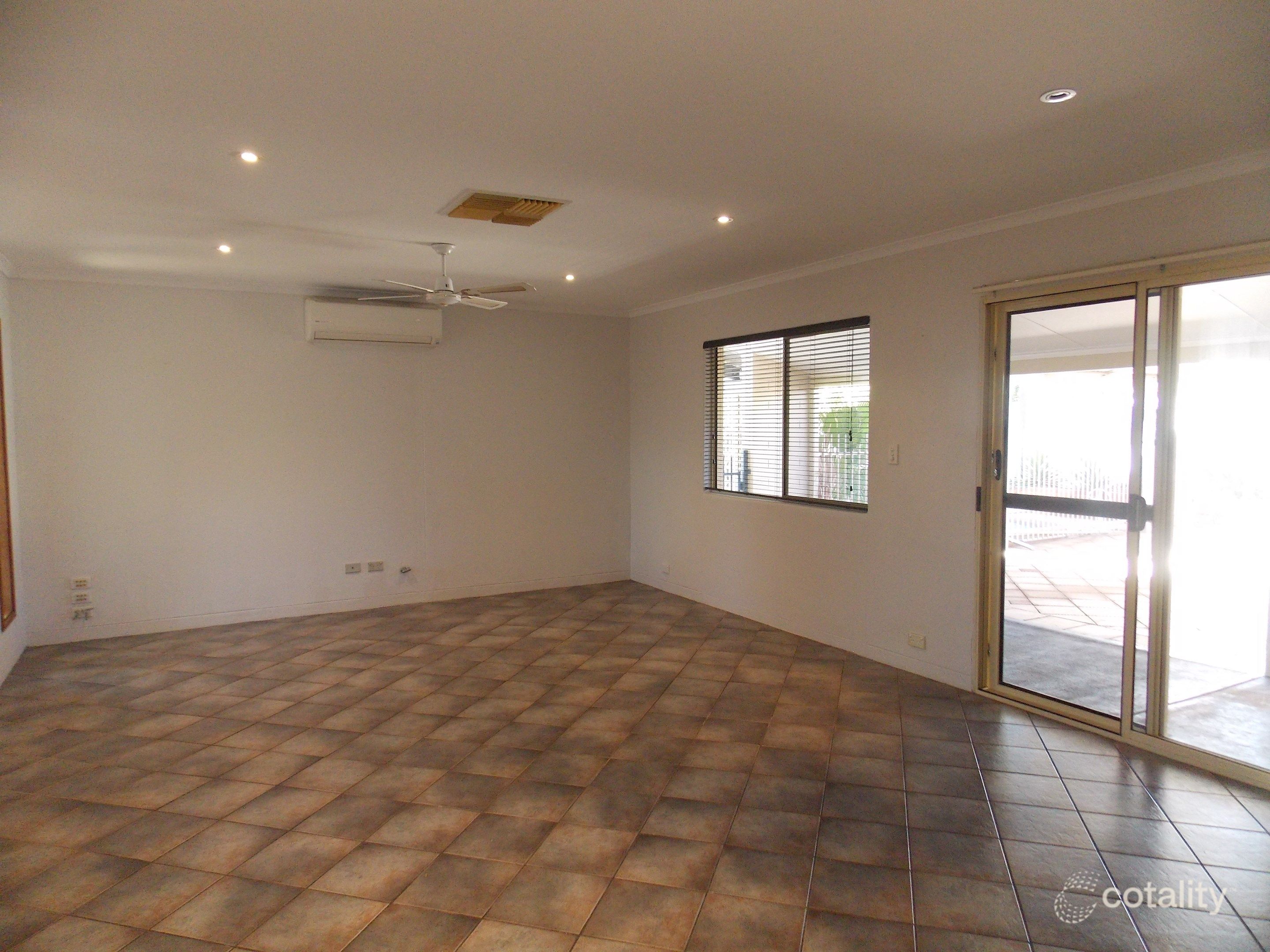 96 Dixon Rd, Braitling, NT 0870