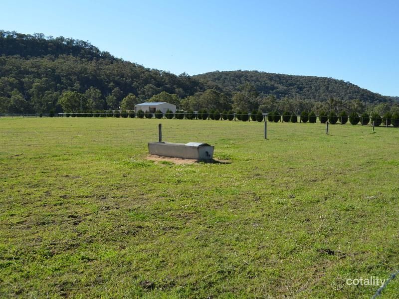 537 North Branch Rd, Goomburra, QLD 4362