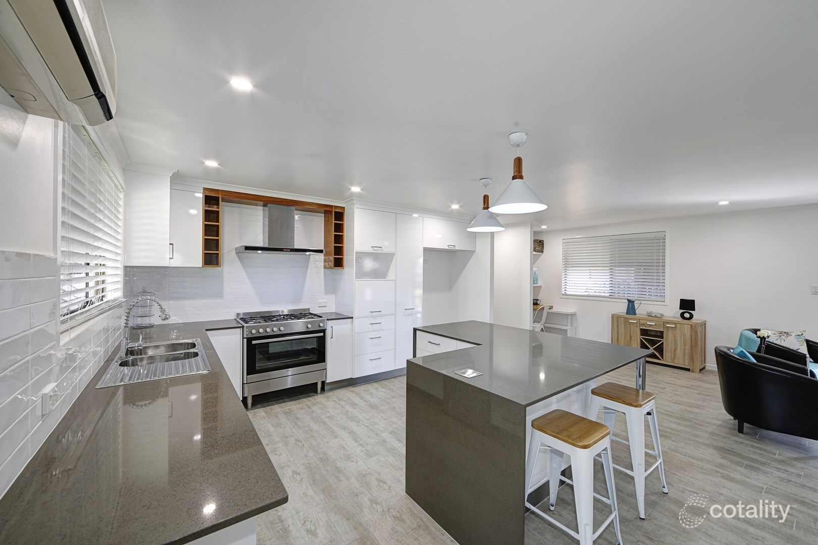 10 Gray Ave, Bundaberg South, QLD 4670