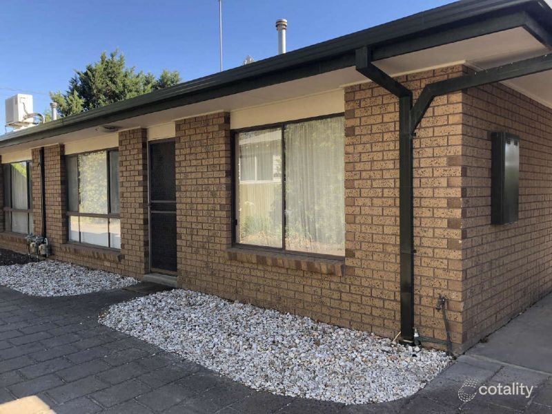 2/90 Dooen Rd, Horsham, VIC 3400