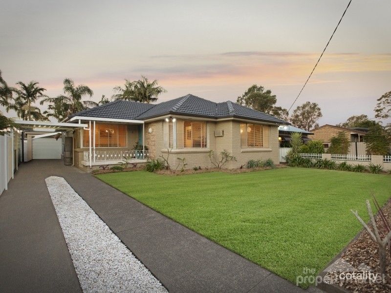 39 Laguna Pde, Berkeley Vale, NSW 2261