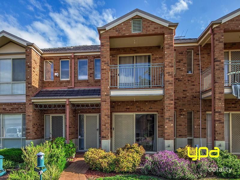 20 The Glades, Taylors Hill, VIC 3037