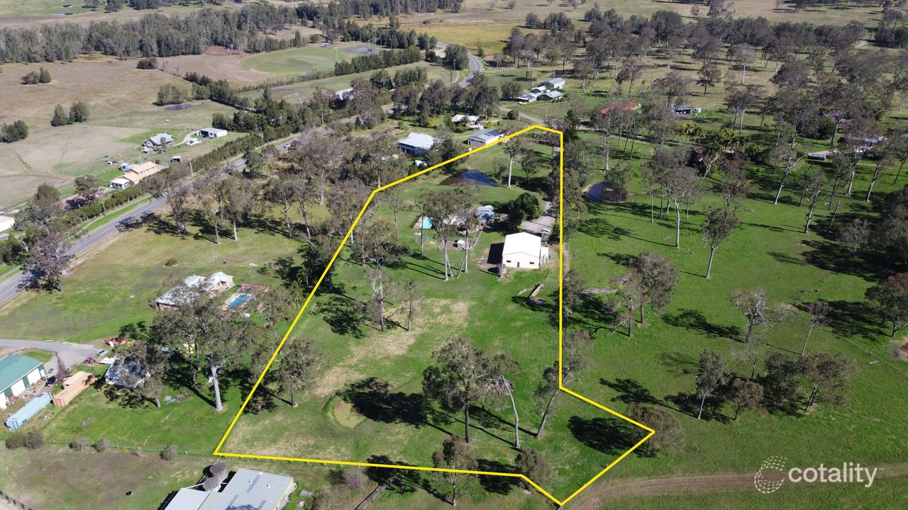 4 Jarvie Cl, Seaham, NSW 2324