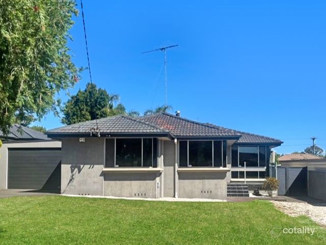 58 Chesterfield Rd, South Penrith, NSW 2750
