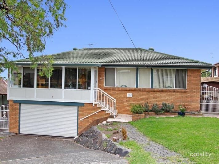 92 Landy Dr, Mount Warrigal, NSW 2528