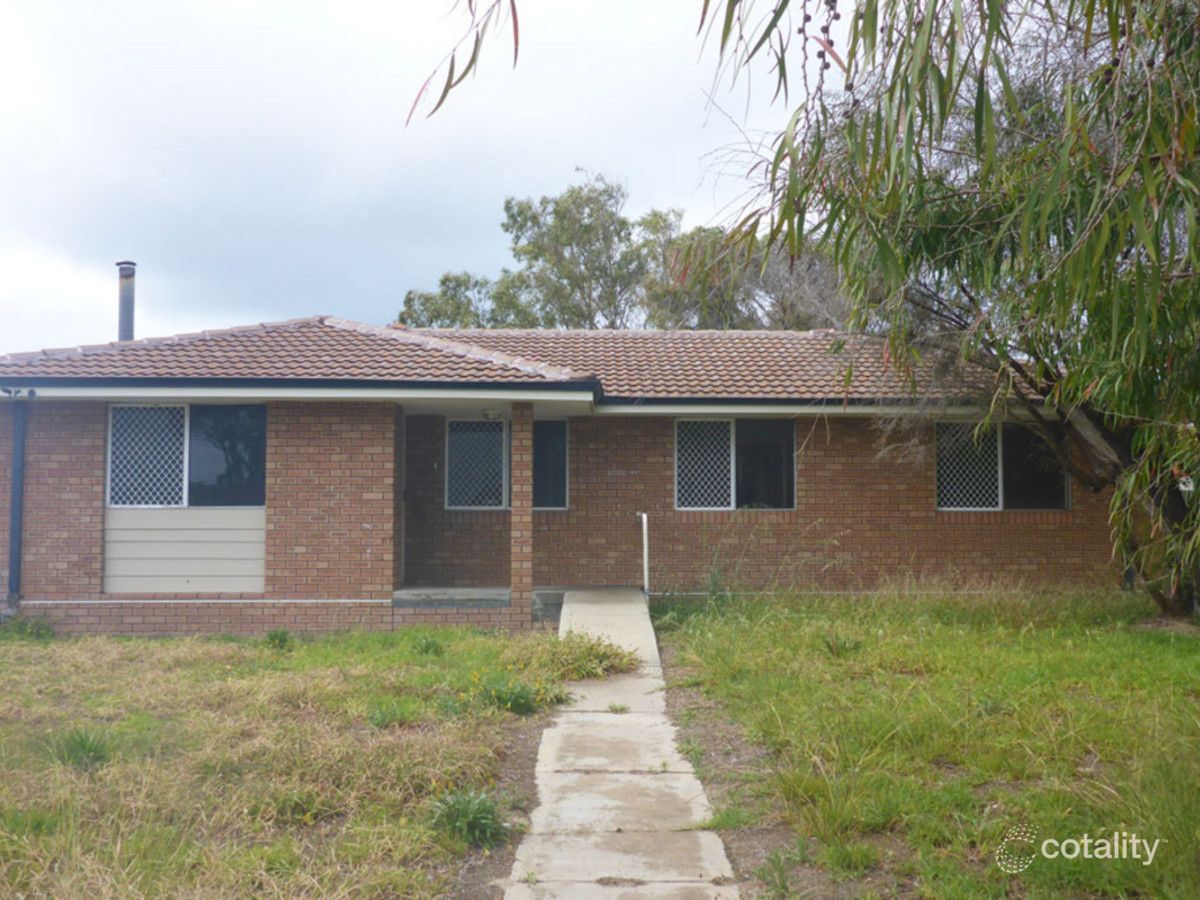 2 Young Pl, Nulsen, WA 6450