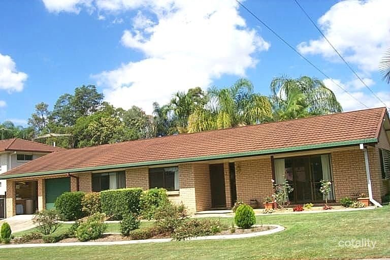 1 Schweitzer St, Mount Warren Park, QLD 4207