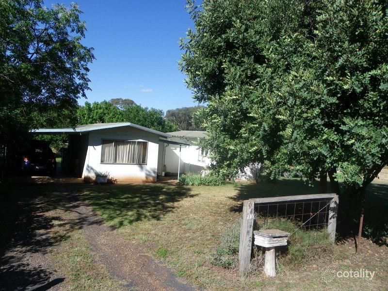 92 Wellington St, Geurie, NSW 2818