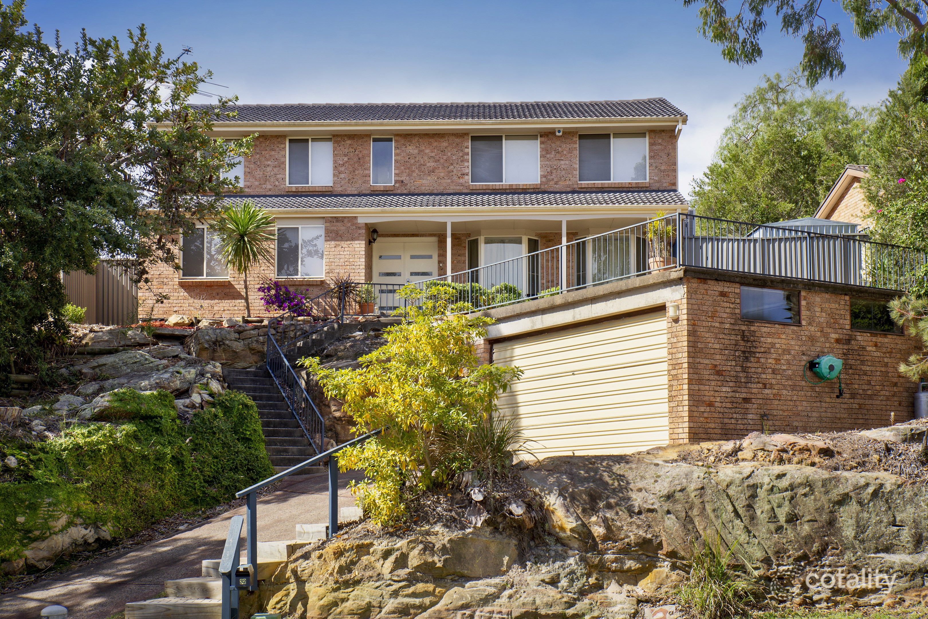 32 Hall Dr, Menai, NSW 2234