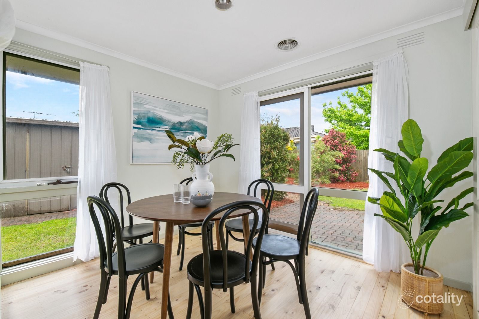 2 Exton Ct, Ferntree Gully, VIC 3156