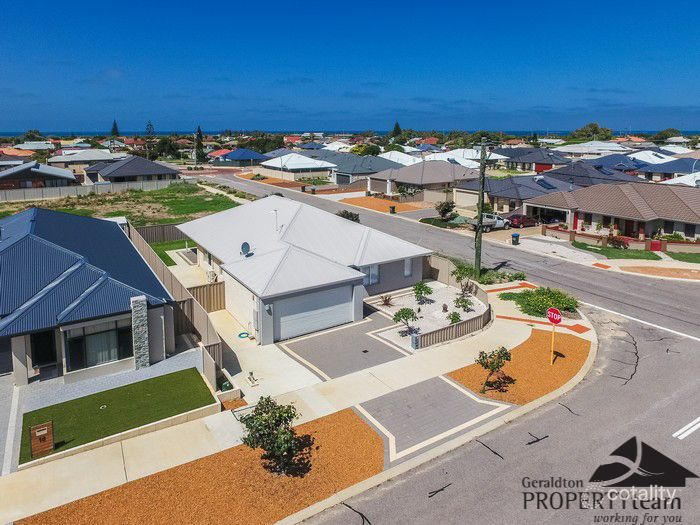 16 Dampier St, Beachlands, WA 6530