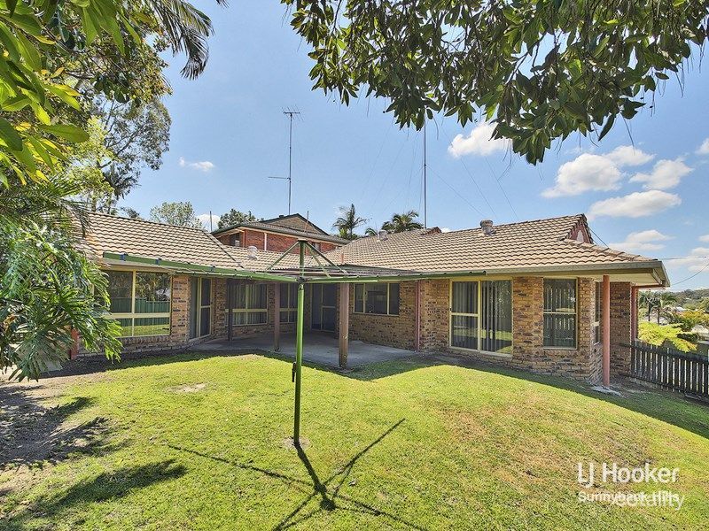 10 Knightsbridge Cres, Rochedale South, QLD 4123