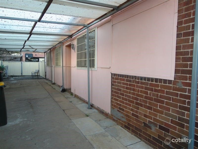 69 Defoe St, Wiley Park, NSW 2195