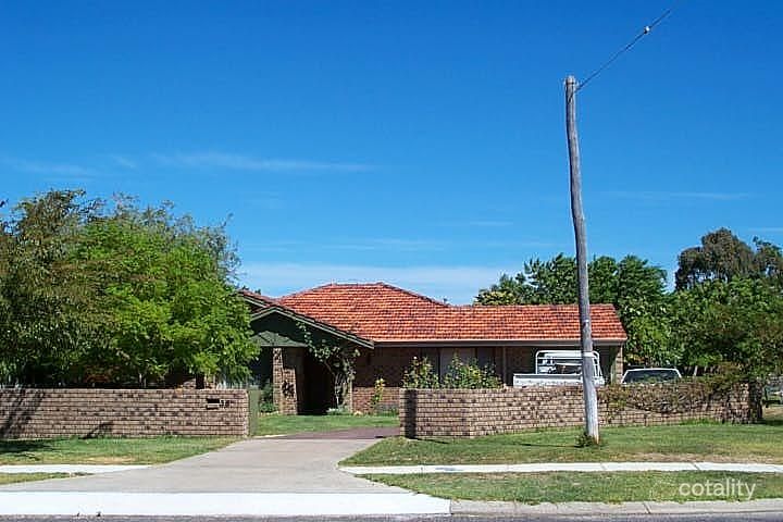 38 Bridgewater Dr, Kallaroo, WA 6025