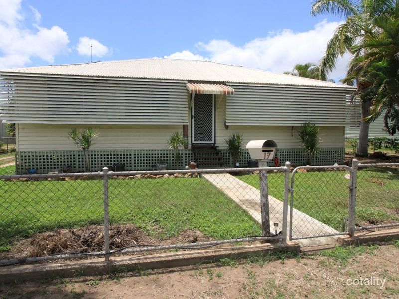 17 Ninth Ave, Home Hill, QLD 4806