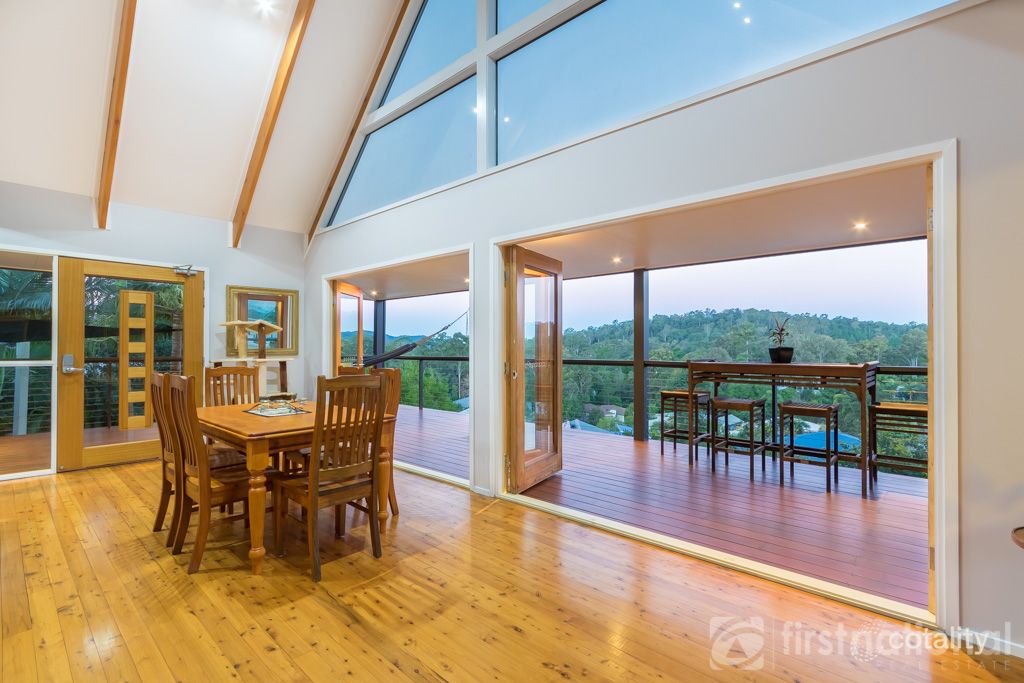 27 Ridge Ct, Mooloolah Valley, QLD 4553