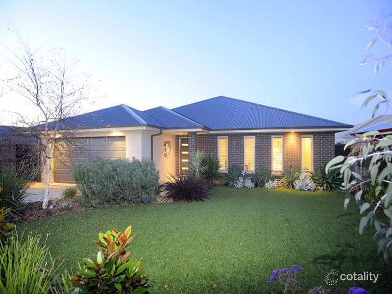 17 Turnberry Cl, St Leonards, VIC 3223