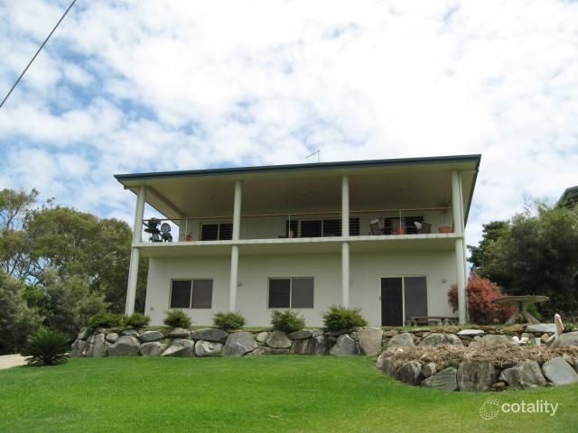 20 Ferries Tce, Sarina Beach, QLD 4737