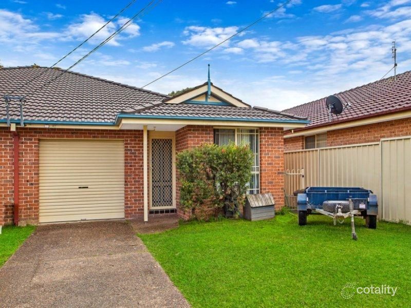 2/15 Coraki Cl, Ourimbah, NSW 2258