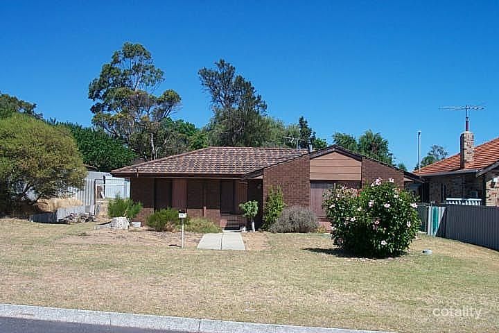 16 Larkin Ct, Medina, WA 6167