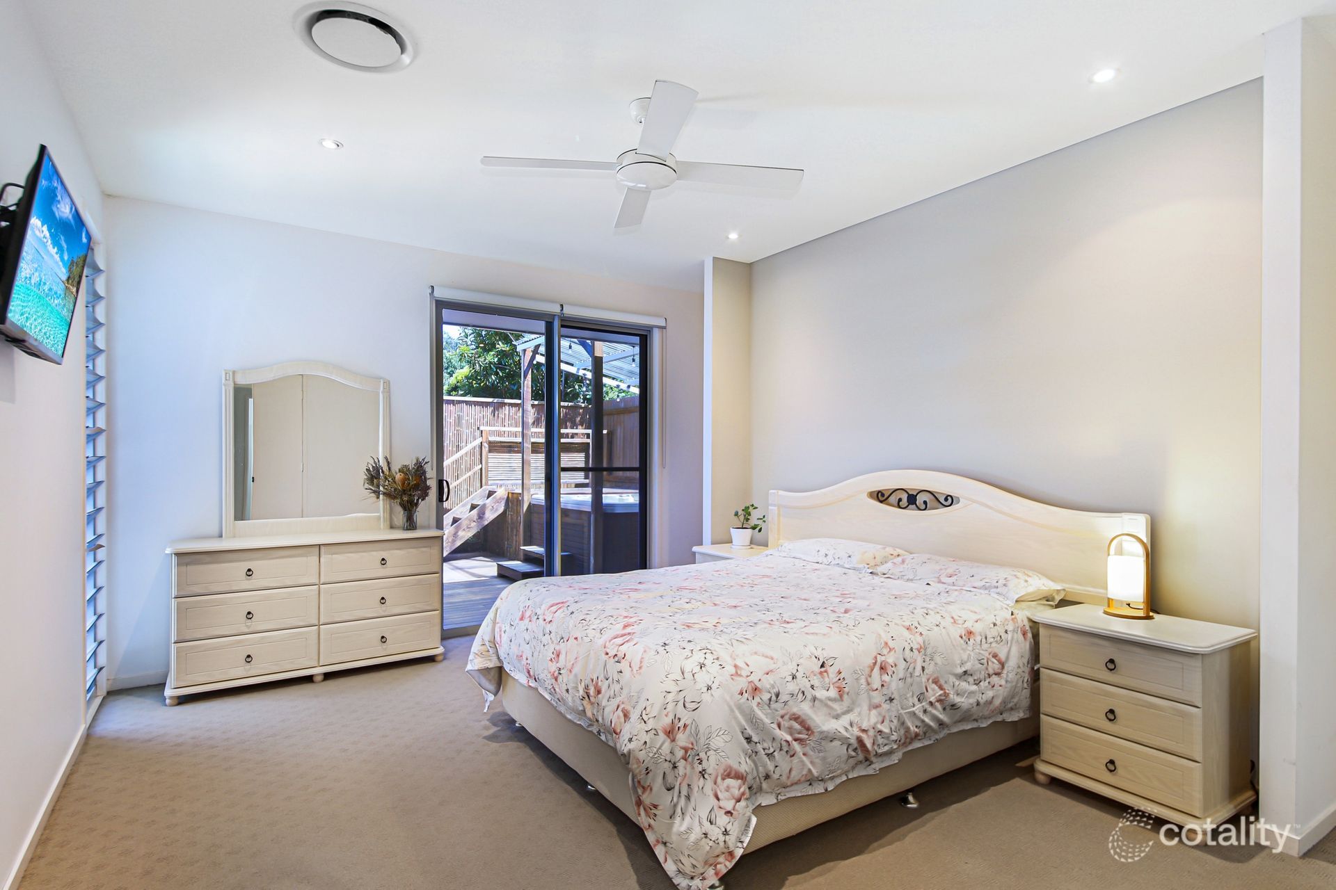 3 Riviera Cres, Peregian Springs, QLD 4573