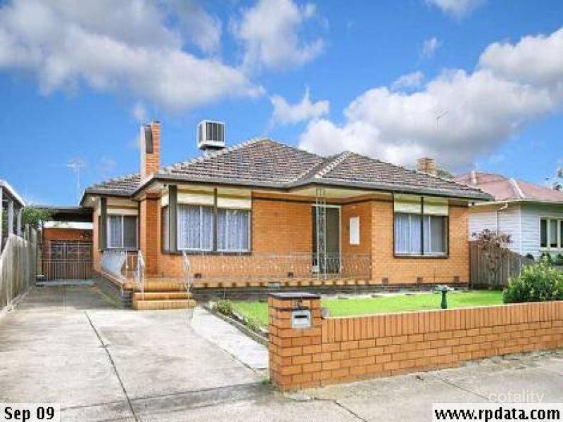 19 Fairleigh St, Glenroy, VIC 3046