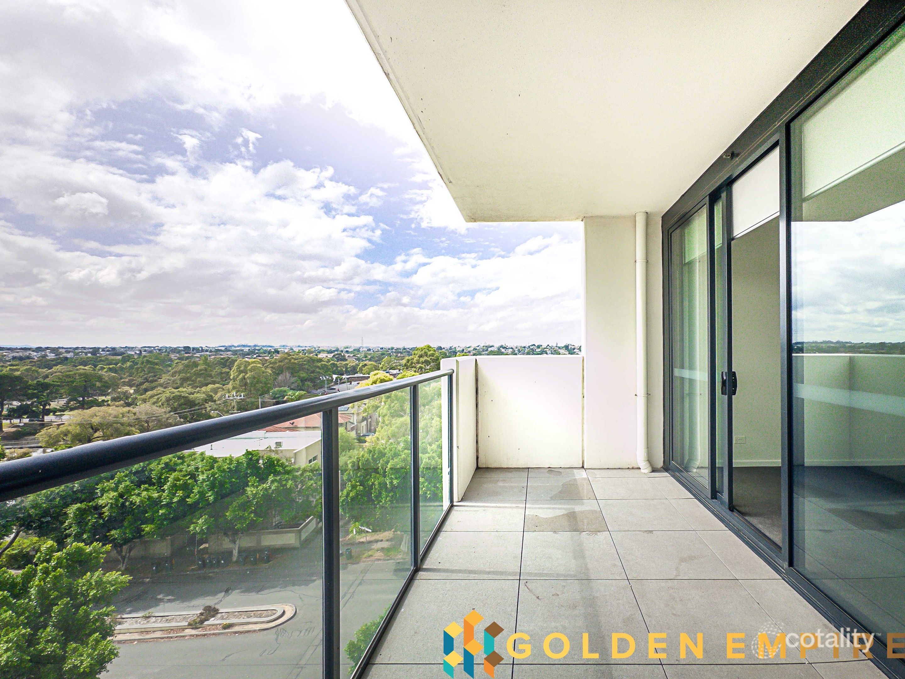402/2 Moonering Dr, Coburg, VIC 3058