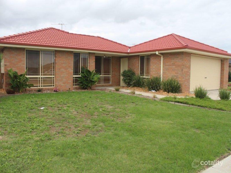33 Bailey Bvd, Koo Wee Rup, VIC 3981